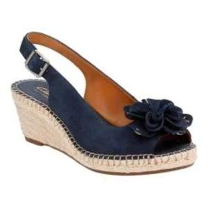 CLARKS Petrina Bianca Leather Slingback, Sz. 9